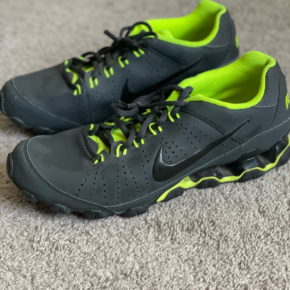 Men’s Nike REAX 9TR